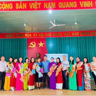 Hoạt động lãnh đạo